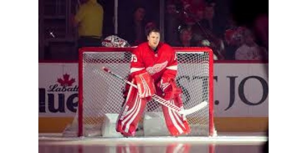 Howard går på pension gennem Red Wings